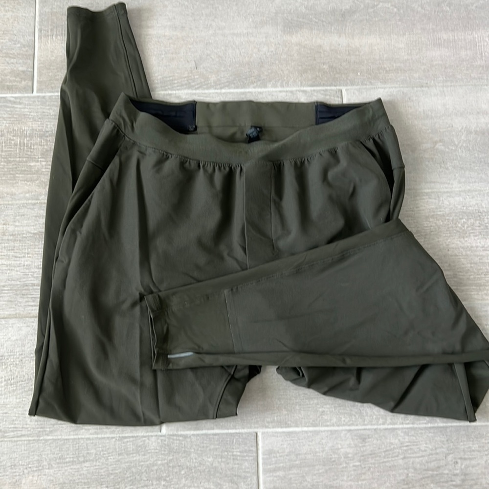 Lululemon Surge Hybrid Joggers